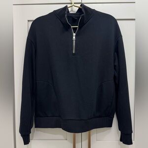 Elegant Black Zip-Up Women's Sweater
